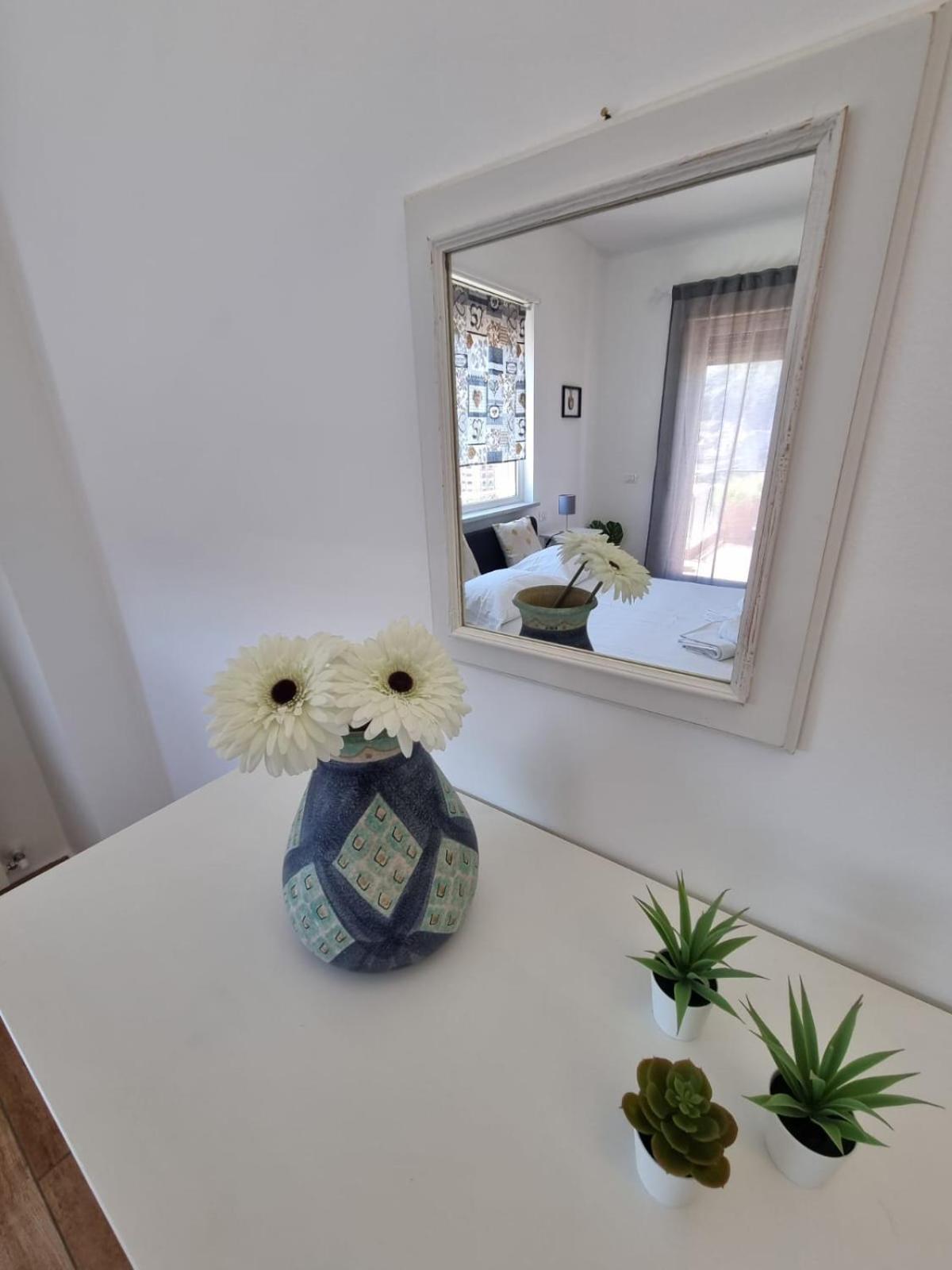 City House & Free Parking By Perry-Holiday Palermo Exteriör bild