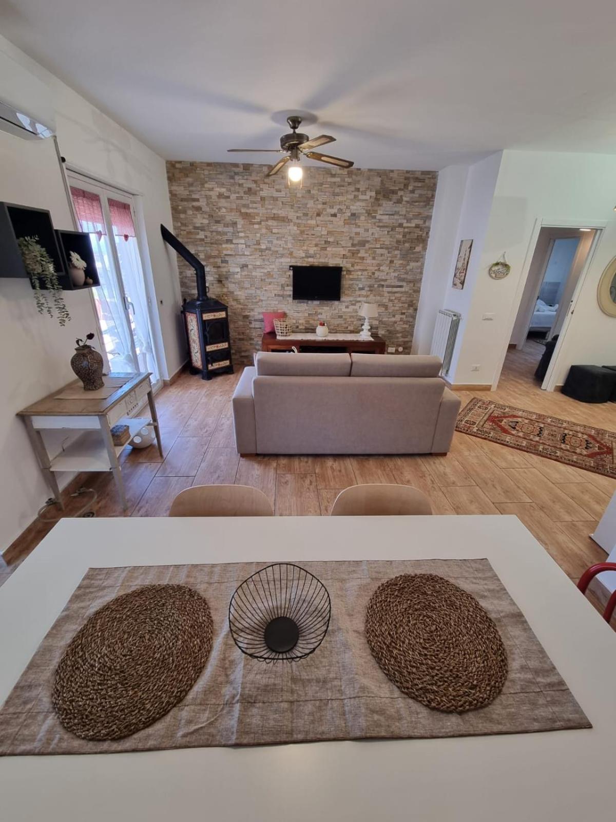 City House & Free Parking By Perry-Holiday Palermo Exteriör bild